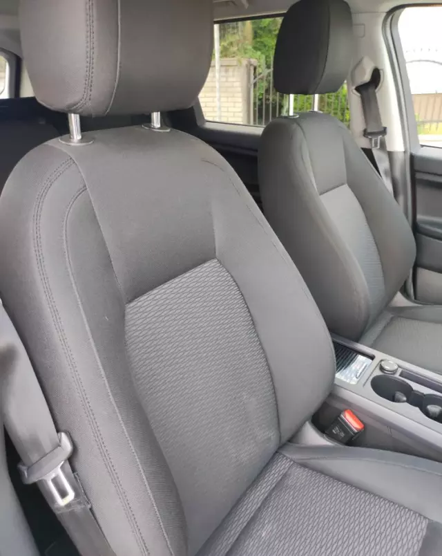 LAND ROVER Discovery Sport 2.0 TD4 HSE