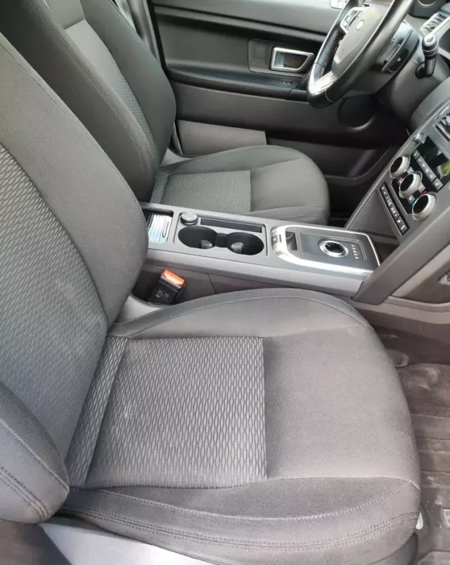 LAND ROVER Discovery Sport 2.0 TD4 HSE