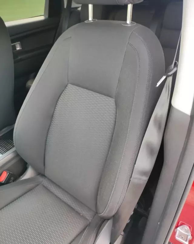 LAND ROVER Discovery Sport 2.0 TD4 HSE