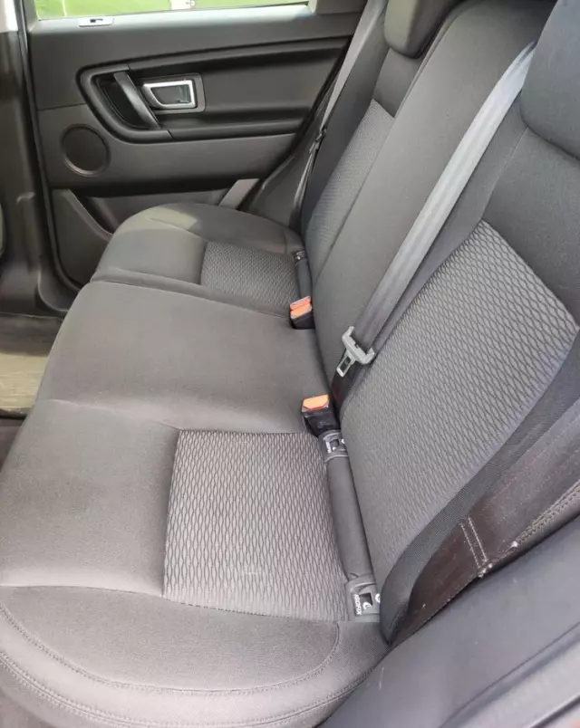 LAND ROVER Discovery Sport 2.0 TD4 HSE