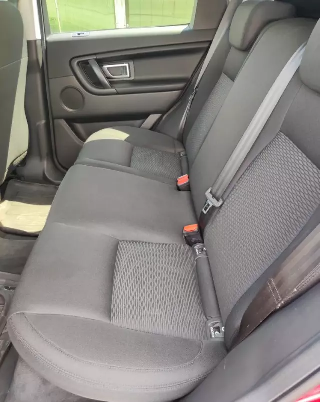 LAND ROVER Discovery Sport 2.0 TD4 HSE