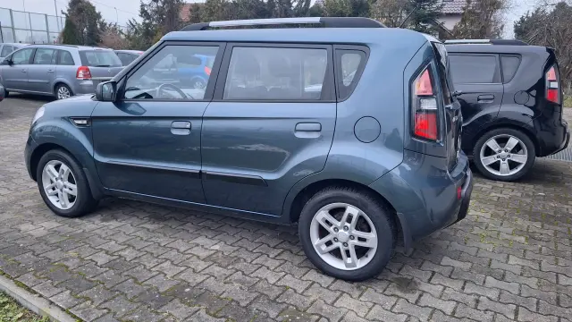 KIA Soul L