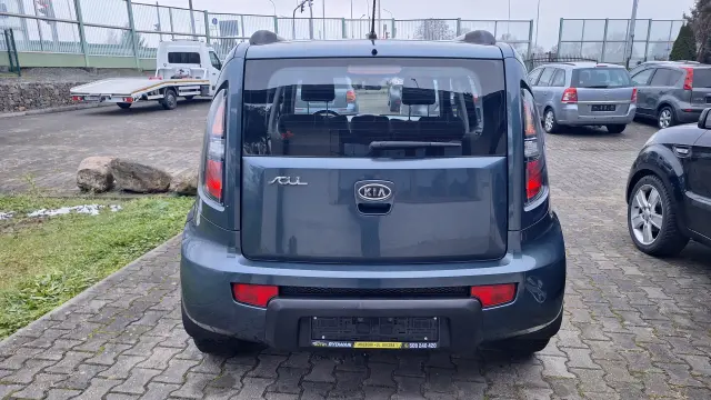 KIA Soul L