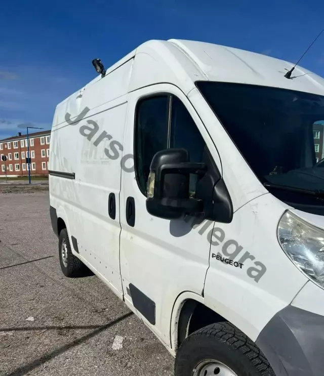 PEUGEOT Boxer 