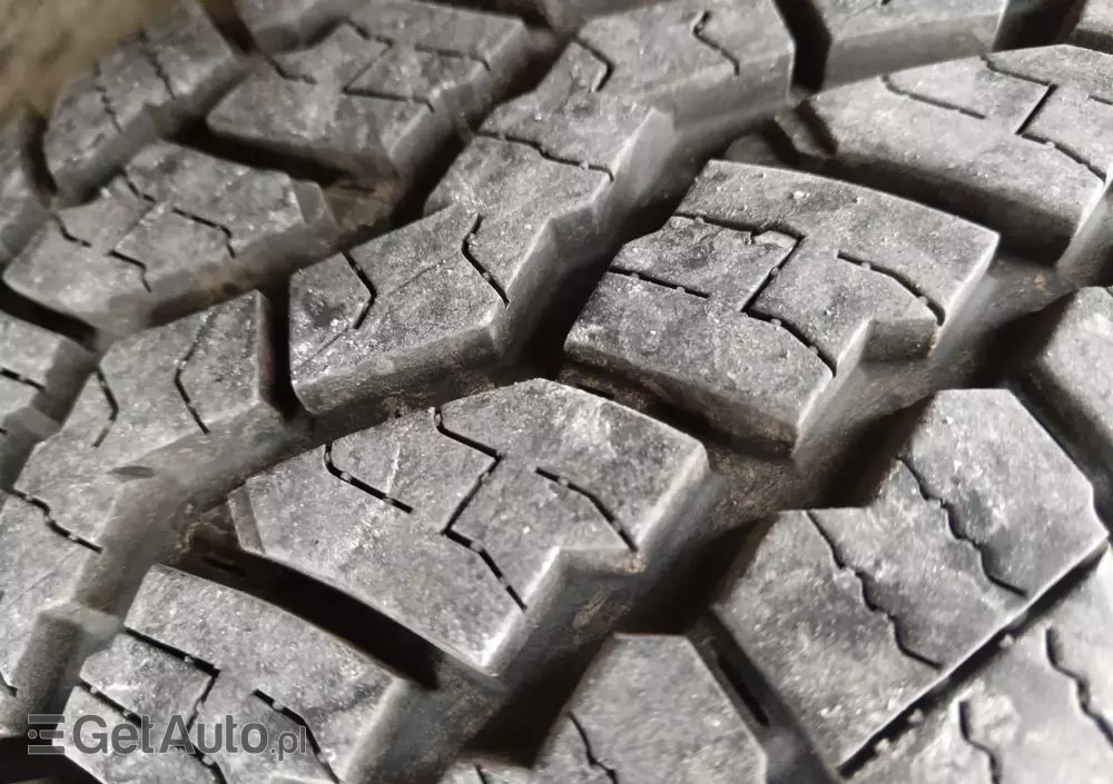 NISSAN X-Trail 2.5 4x4 Sport