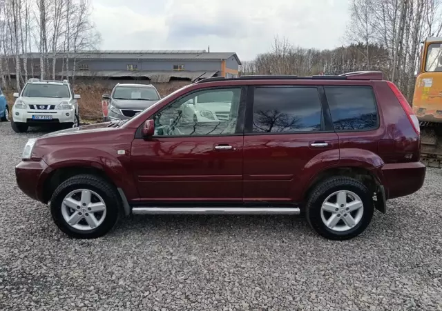 NISSAN X-Trail 2.5 4x4 Sport