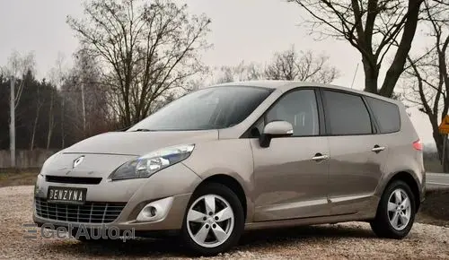 RENAULT Grand Scenic 