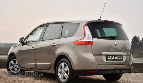 RENAULT Grand Scenic 