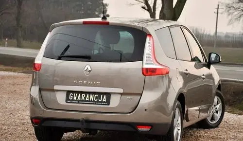 RENAULT Grand Scenic 