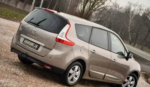 RENAULT Grand Scenic 