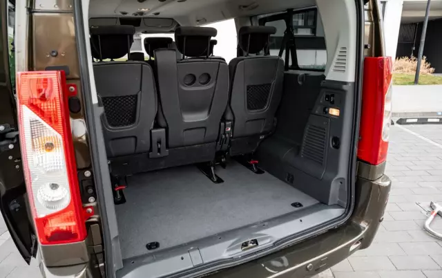 CITROËN Jumpy Combi L2 (8-Si.) Selection