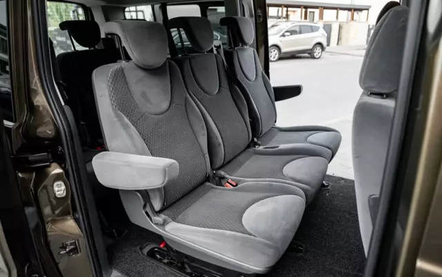 CITROËN Jumpy Combi L2 (8-Si.) Selection