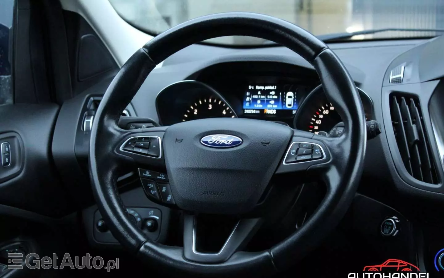 FORD Kuga 