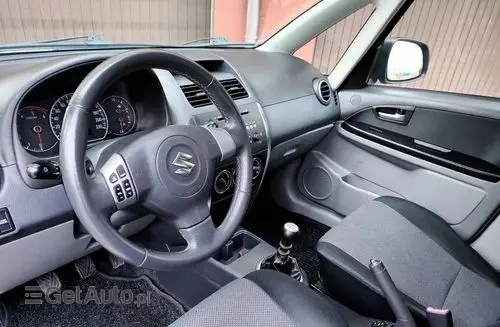 SUZUKI SX4 