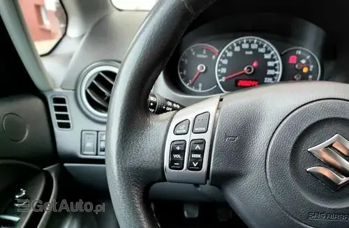 SUZUKI SX4 