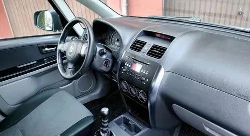 SUZUKI SX4 