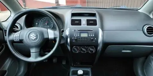 SUZUKI SX4 