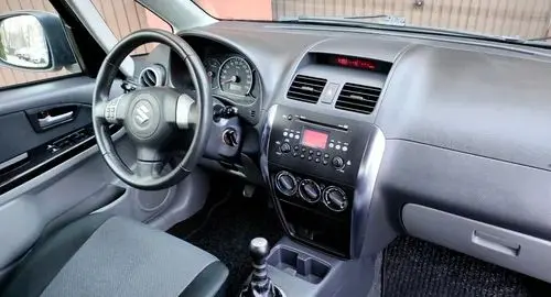 SUZUKI SX4 