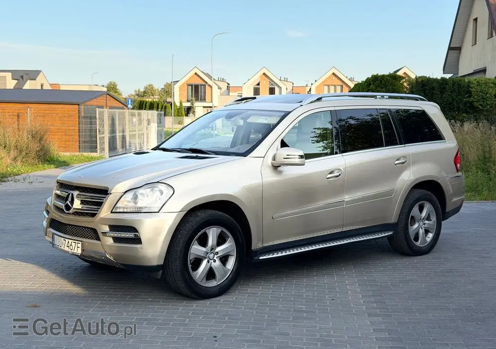 MERCEDES-BENZ GL 450 4Matic 7G-TRONIC