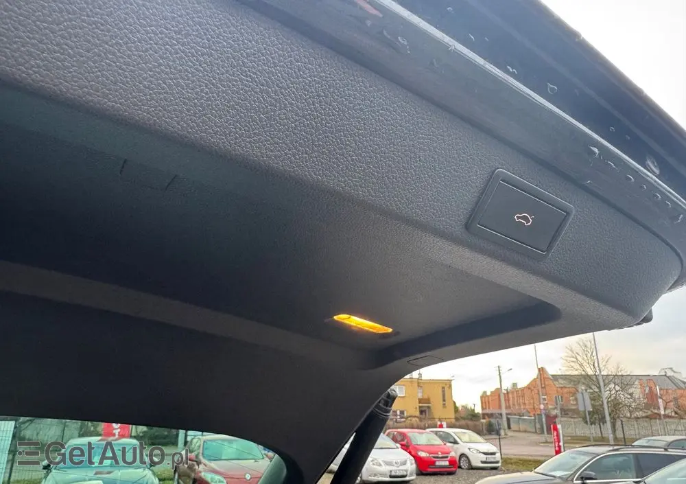 SKODA Superb 2.0 TDI L&K DSG