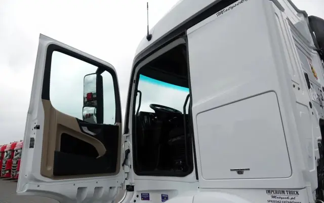 MERCEDES-BENZ ACTROS 1843 / RETARDER /  ALUFELGI / EURO 6 / SPROWADZONY 