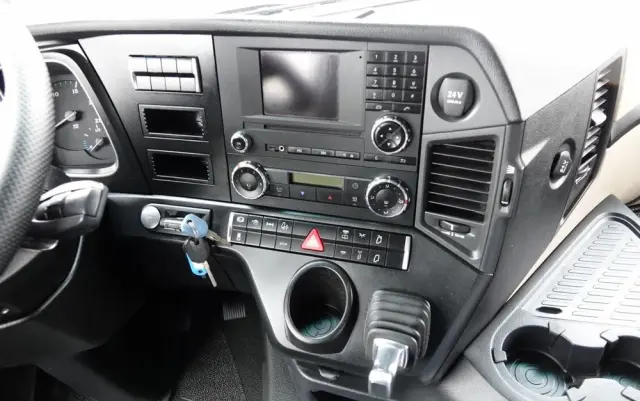 MERCEDES-BENZ ACTROS 1843 / RETARDER /  ALUFELGI / EURO 6 / SPROWADZONY 