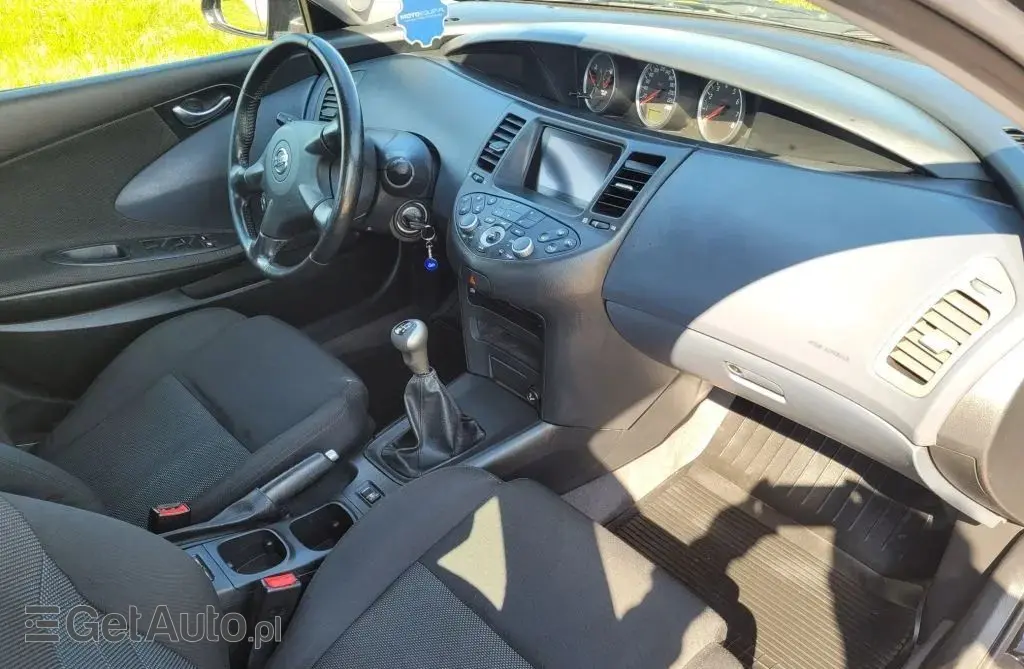 NISSAN Primera 