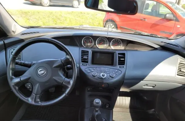 NISSAN Primera 