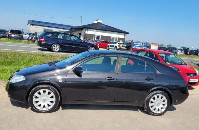 NISSAN Primera 