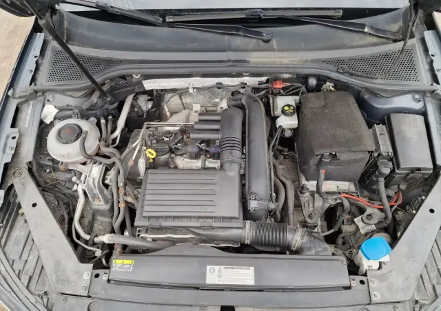 VOLKSWAGEN Passat Variant 1.4 TSI ACT (BMT) DSG Comfortline