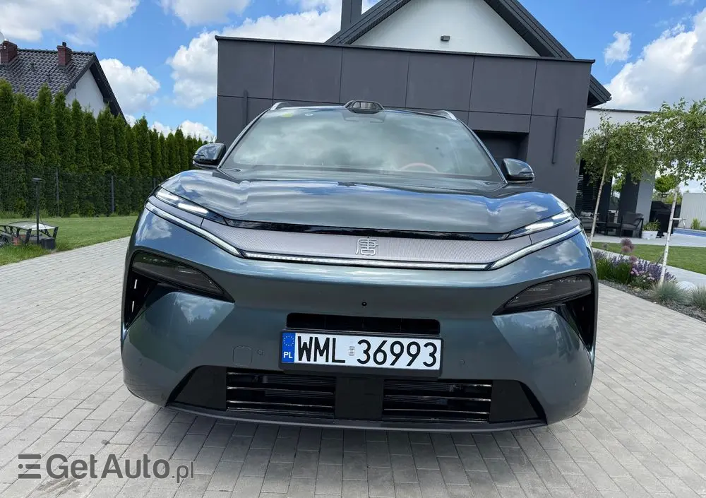 BYD Tang L 