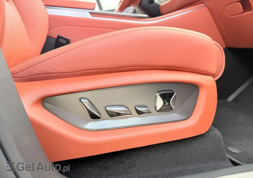 BYD Tang L 