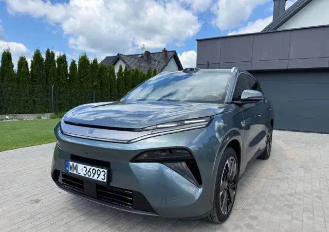 BYD Tang L 