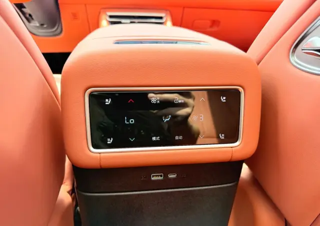 BYD Tang L 