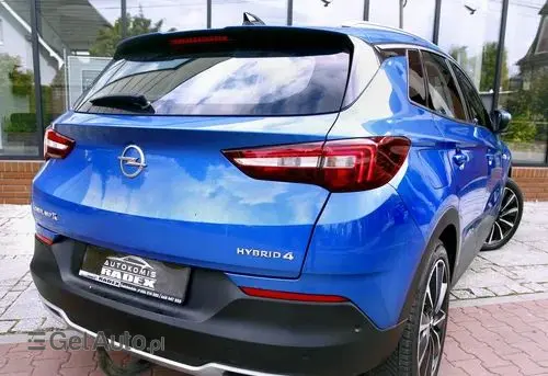 OPEL Grandland 
