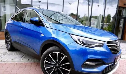 OPEL Grandland 