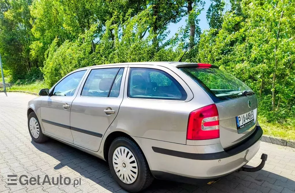 SKODA Octavia 