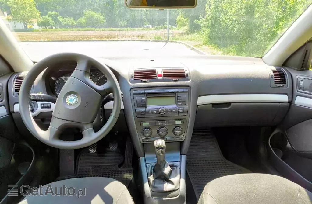 SKODA Octavia 