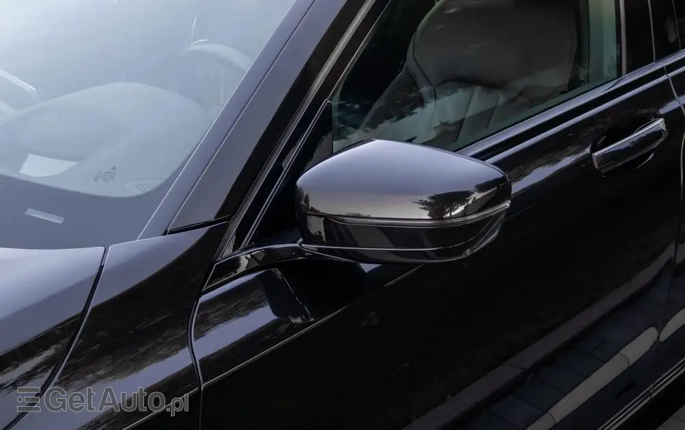 BMW Seria 7 730d xDrive mHEV sport