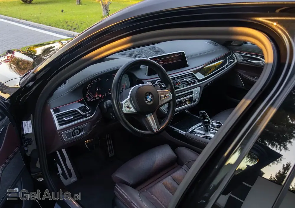 BMW Seria 7 730d xDrive mHEV sport
