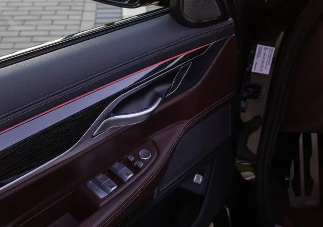 BMW Seria 7 730d xDrive mHEV sport