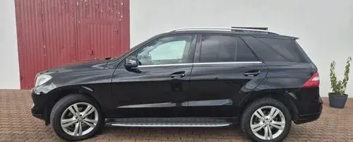 MERCEDES-BENZ ML 