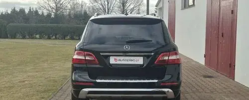 MERCEDES-BENZ ML 
