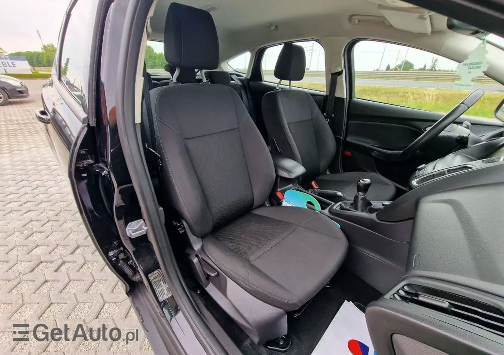 FORD Focus 1.0 EcoBoost 99g Start-Stopp-System Business Edition