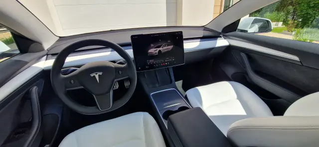 TESLA Model 3 Performance 75kWh CVT