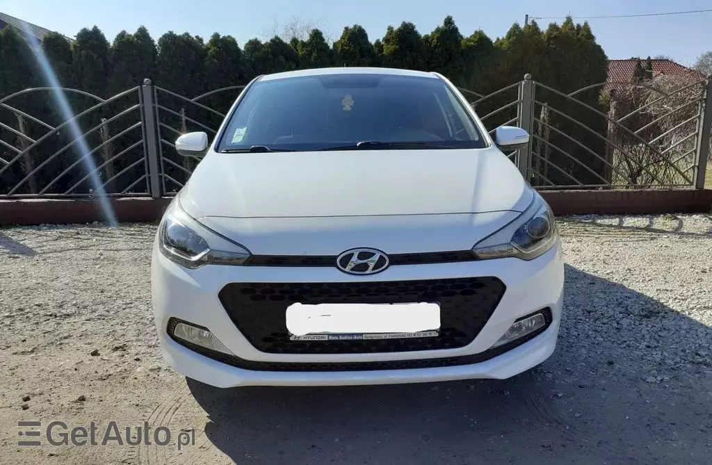 HYUNDAI I20 