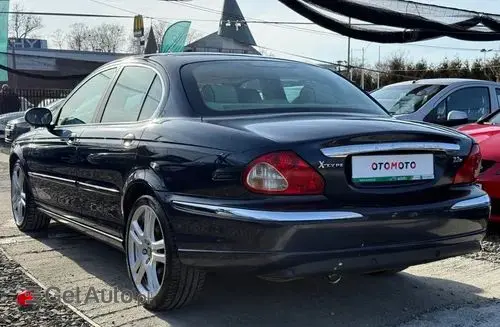 JAGUAR X-type 
