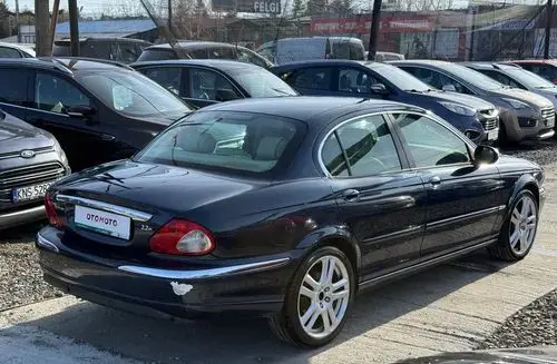 JAGUAR X-type 