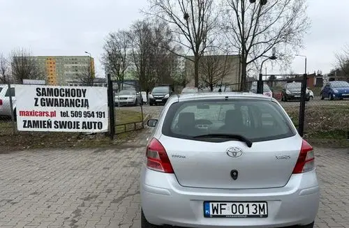 TOYOTA Yaris 