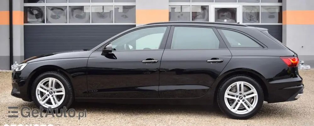 AUDI A4 Avant 35 TDI S tronic advanced